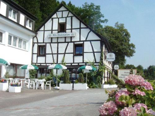 Hotel Alte Poststation Overath Exterior photo